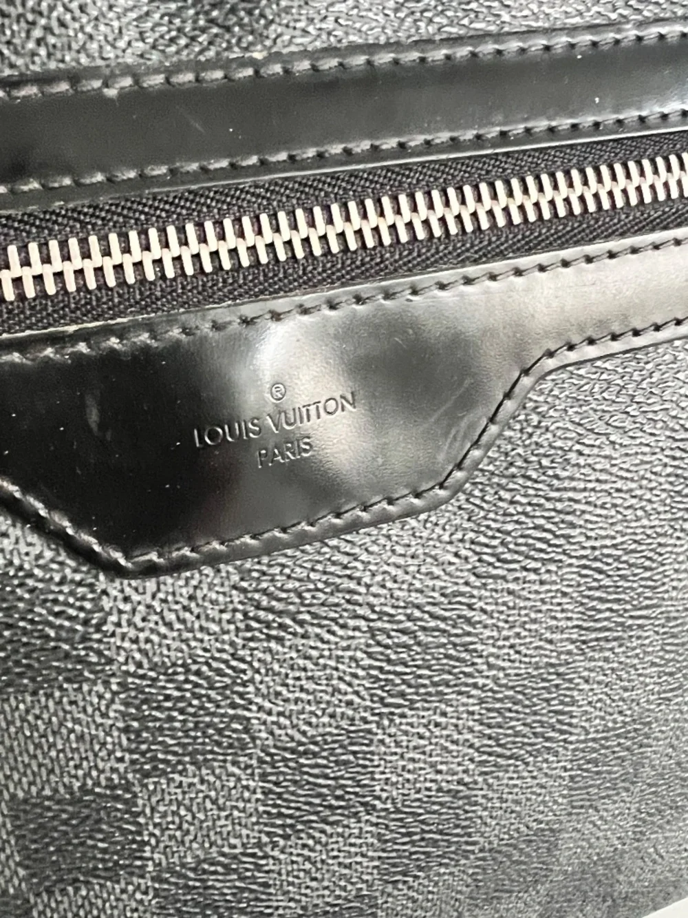 Louis Vuitton Damier Graphite Canvas Gray Black Crossbody Messenger Bag | Adjust
